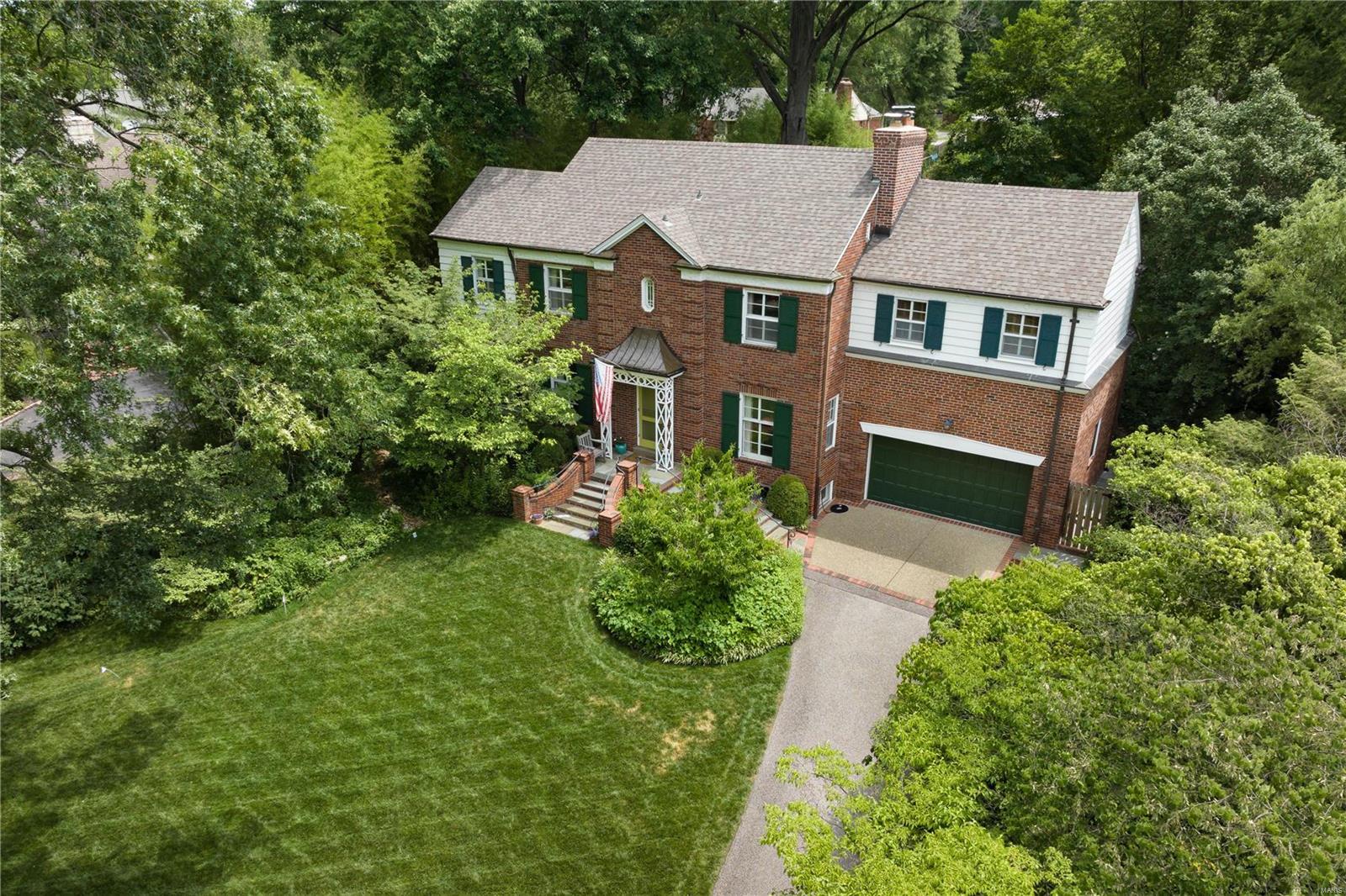 14 Daniel Road St. Louis, MO 63124 - Photo 2 of 37 Gallery Image 2