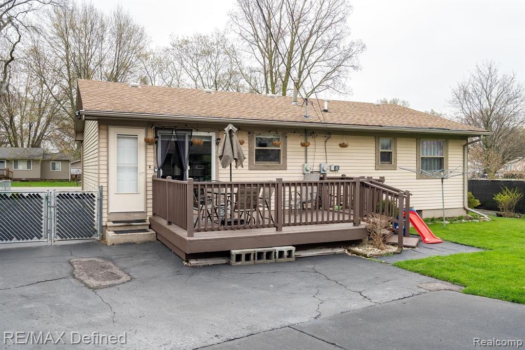 3014 Eastern Avenue Rochester Hills, MI 48307 - Photo 28 of 36