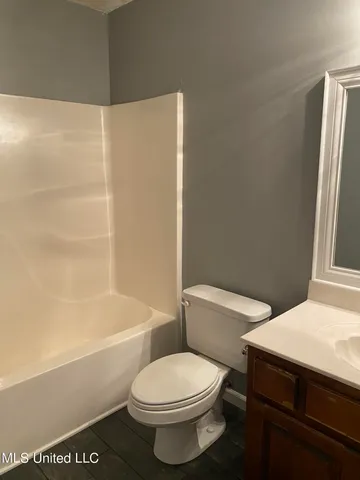 $2,025 | 6166 Sandbourne East, Olive Branch, MS 38654