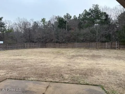 $2,000 | 6166 Sandbourne East, Olive Branch, MS 38654