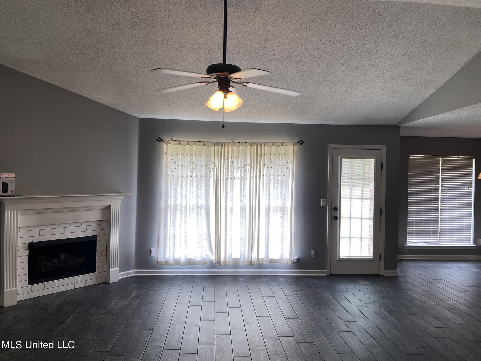 6166 Sandbourne East Olive Branch, MS 38654 - Photo 3 of 26 IMG_5290