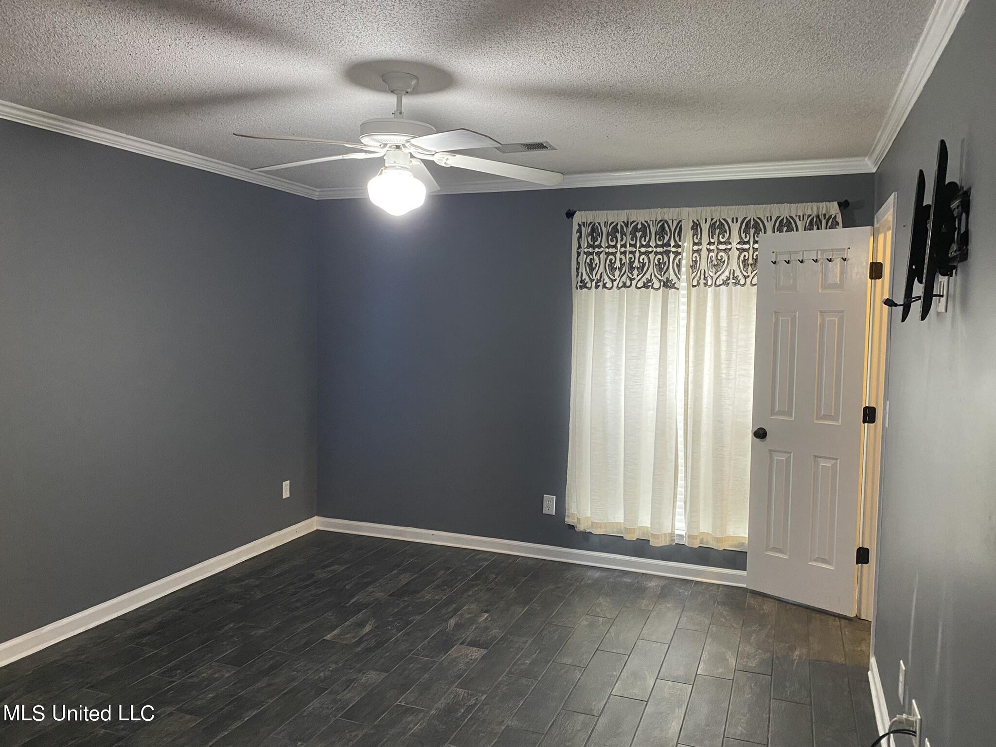 6166 Sandbourne East Olive Branch, MS 38654 - Photo 8 of 26 IMG_5302