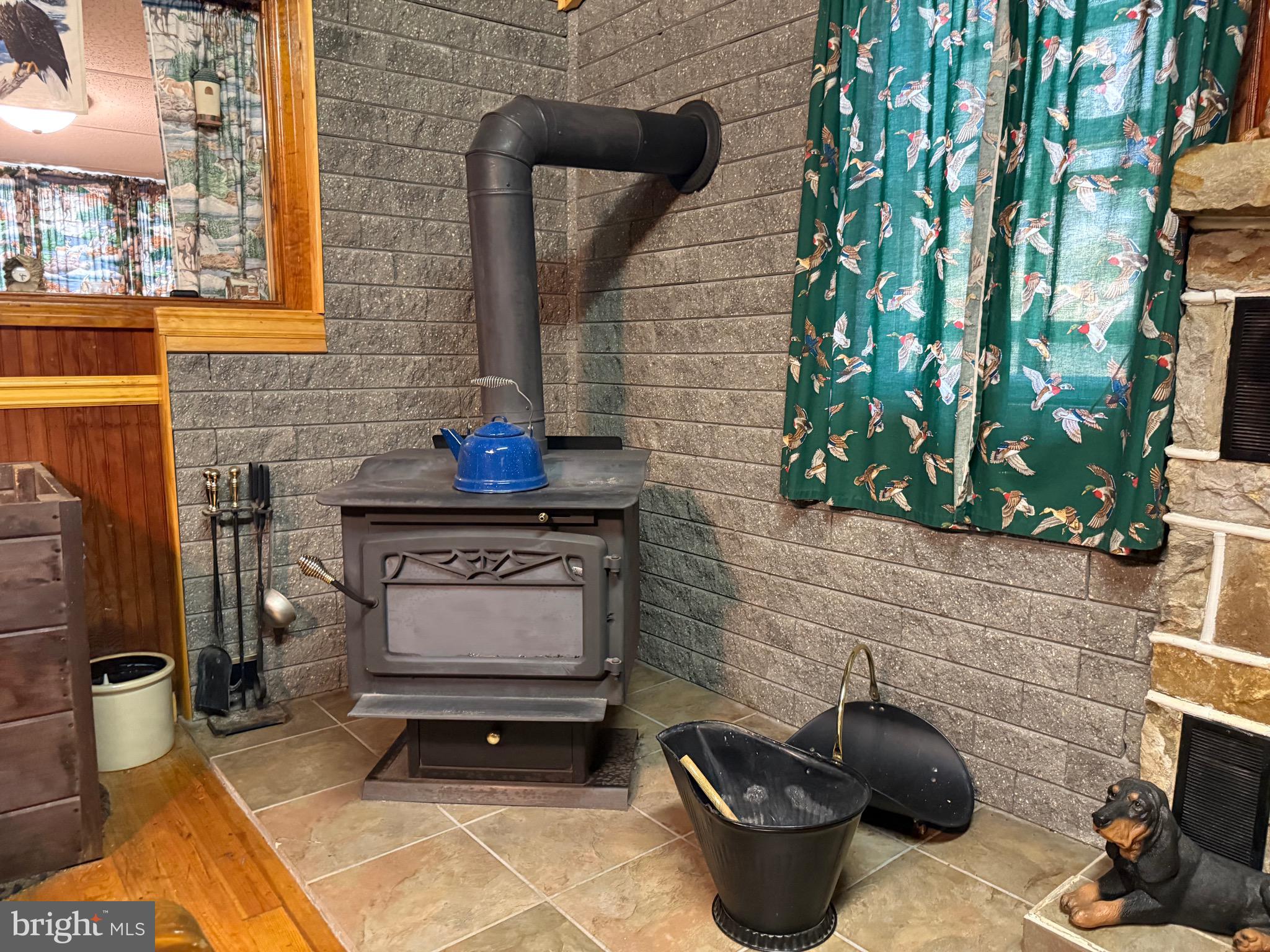 1-c401 Staley Road Waynesboro, PA 17268 - Photo 20 of 45 a stove top oven sitting inside of a kitchen