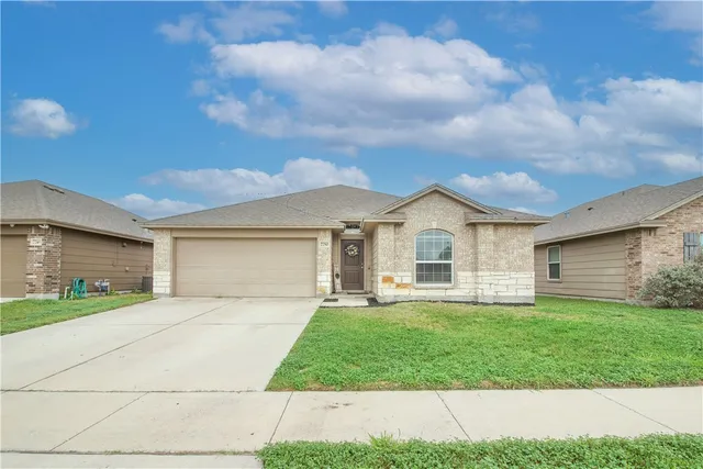 $285,000 | 7750 Killebrew Drive, Corpus Christi, TX 78414