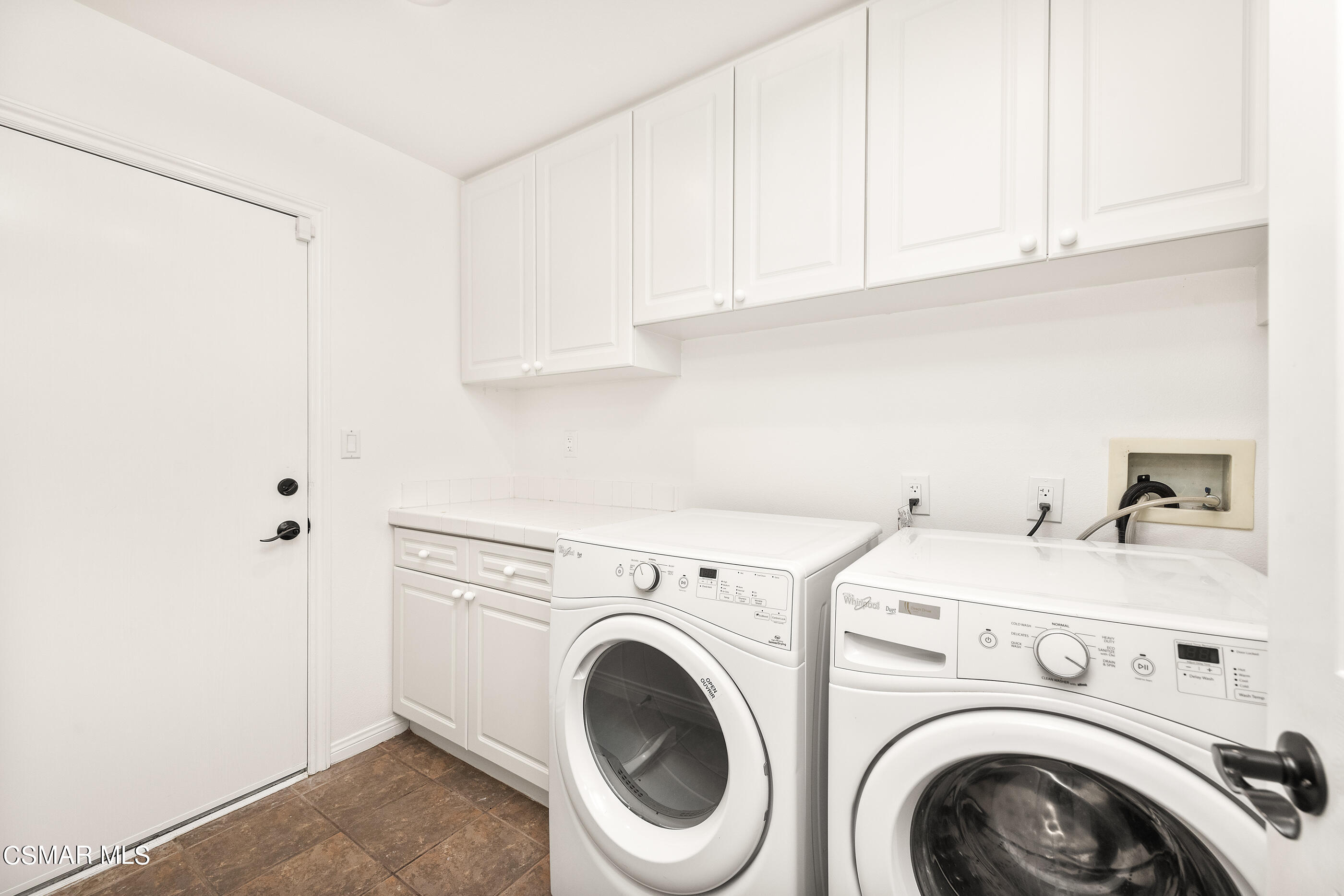 3877 Marks Road Agoura Hills, CA 91301 - Photo 20 of 53 a utility room with dryer and washer