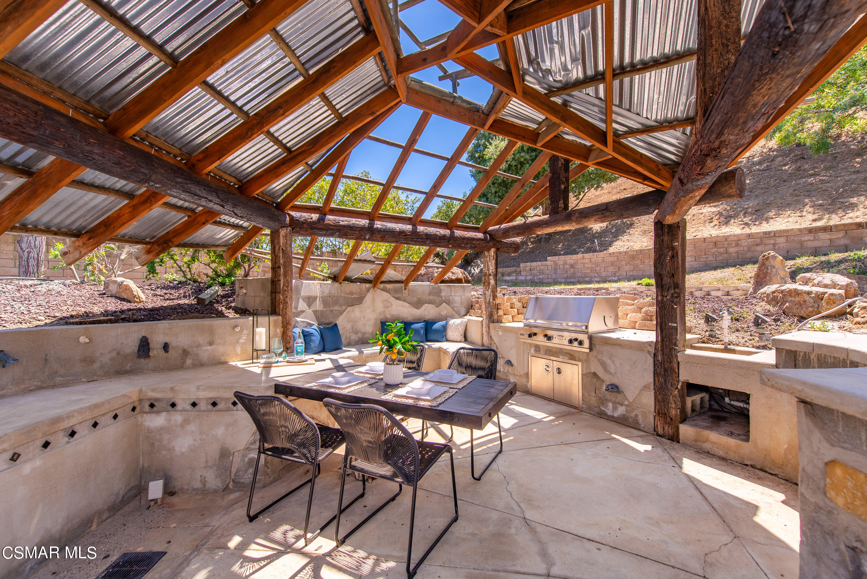 3877 Marks Road Agoura Hills, CA 91301 - Photo 41 of 53 a outdoor space with lots of furniture