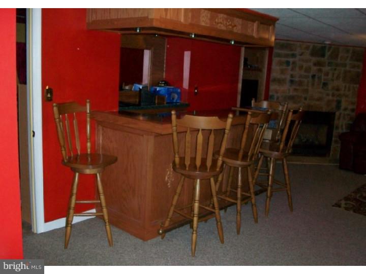 212 Sunrise Road Reading, PA 19606 - Photo 8 of 17 Gallery Image 8