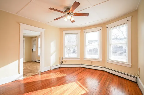 $2,195 | 15 Casimir Street, Unit 3, Westfield, MA 01085