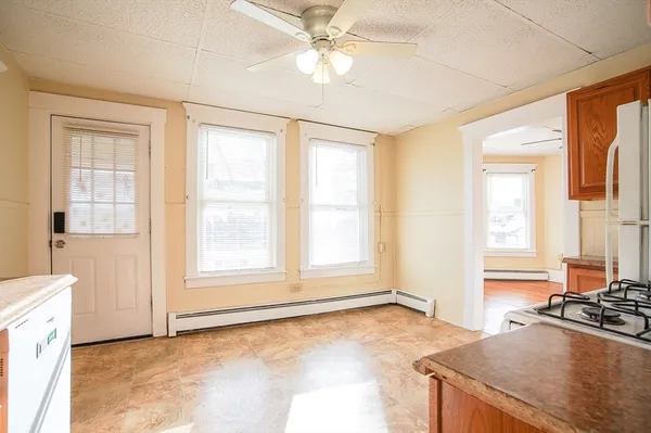 $2,195 | 15 Casimir Street, Unit 3, Westfield, MA 01085