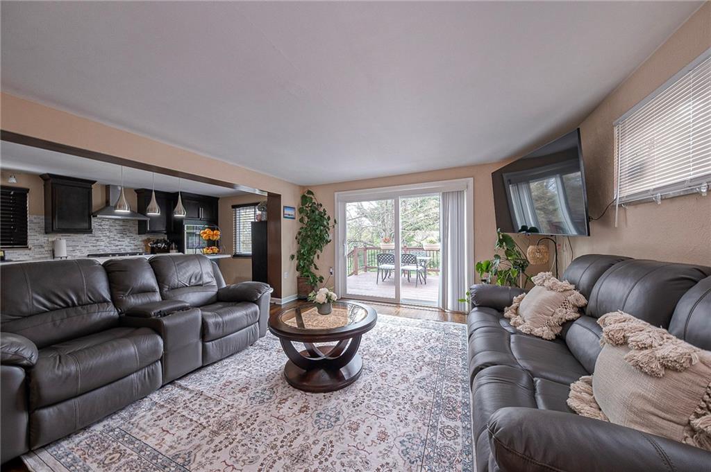 632 Highview Road Pittsburgh, PA 15234 - Photo 8 of 37