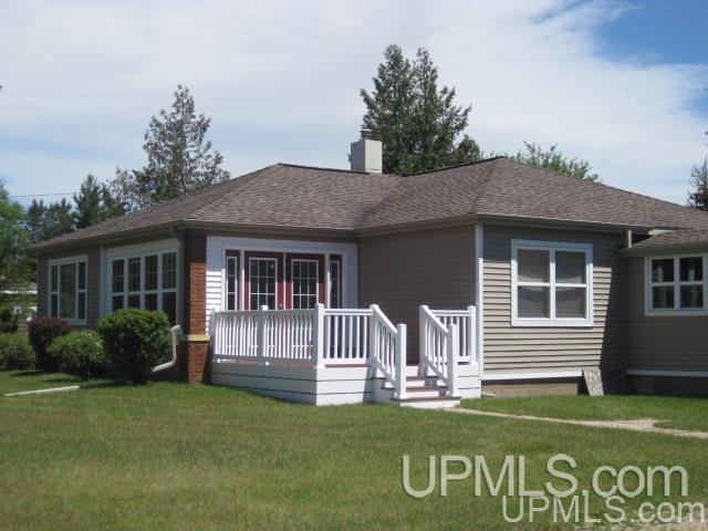 10568 South 75 Road Rapid River, MI 49878 - Photo 3 of 19 Gallery Image 3