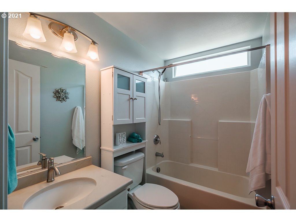 741 Salamander Road Southeast Jefferson, OR 97352 - Photo 19 of 32 Gallery Image 19