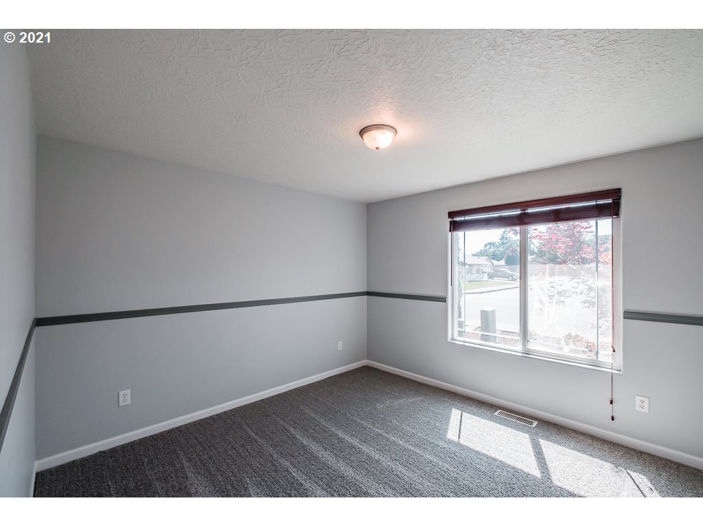 741 Salamander Road Southeast Jefferson, OR 97352 - Photo 23 of 32 Gallery Image 23