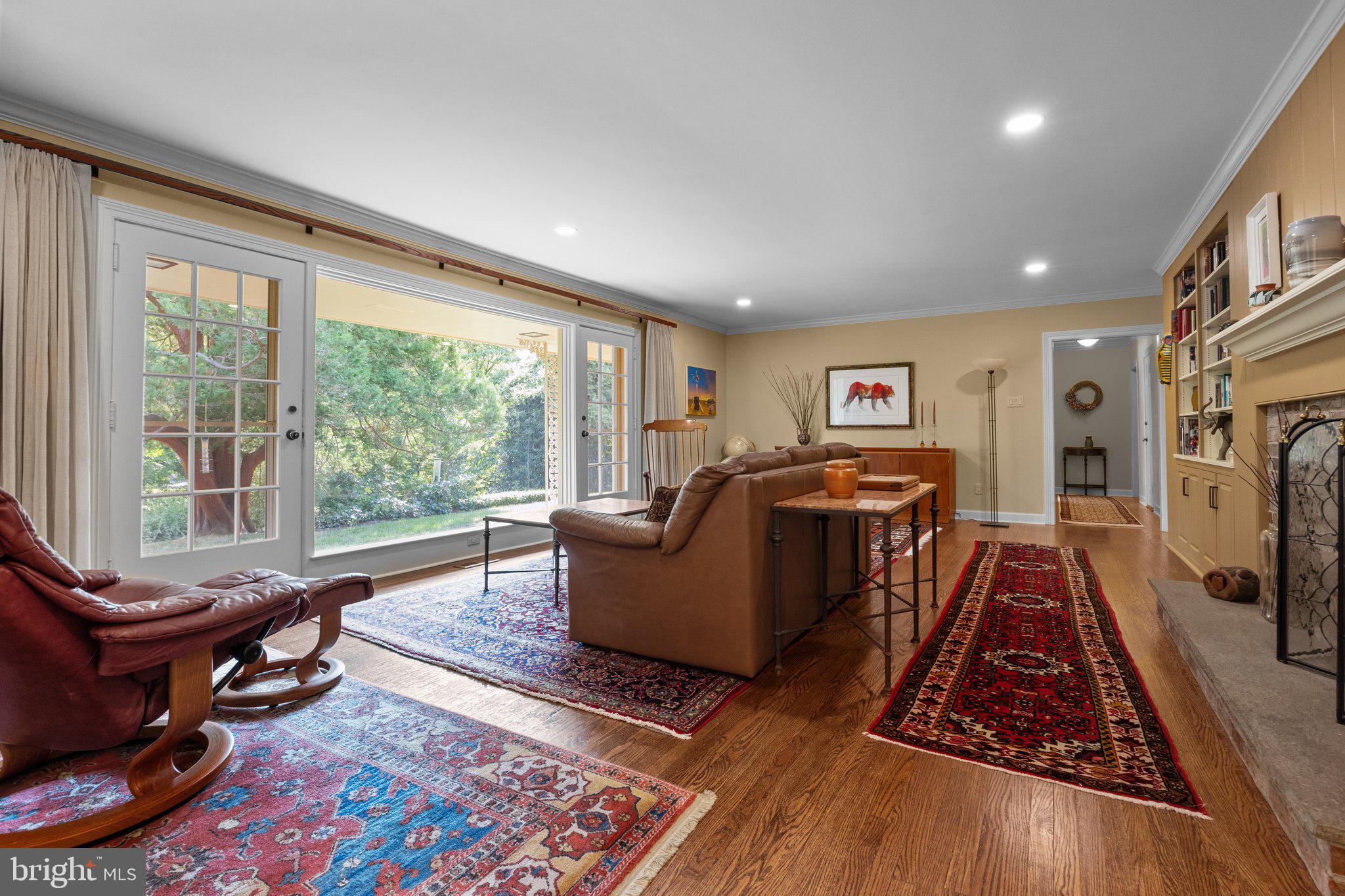 1364 Welsh Road Huntingdon Valley, PA 19006 - Photo 17 of 51 Living Room