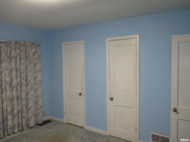 $120,000 | 2211 West Clarke Avenue, West Peoria, IL 61604