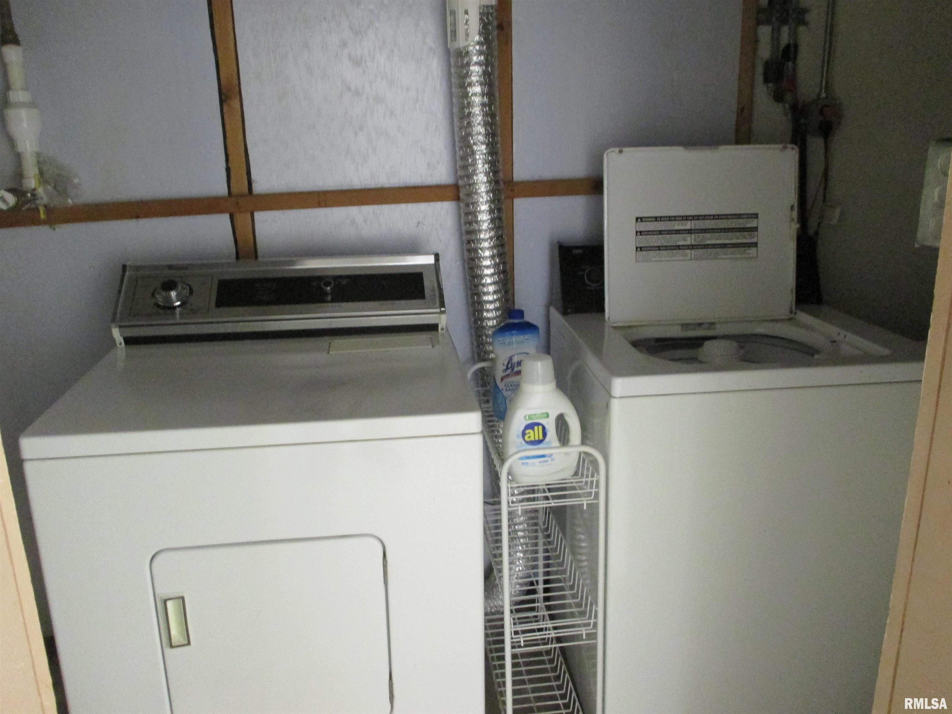 2211 West Clarke Avenue West Peoria, IL 61604 - Photo 47 of 53