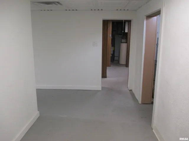 $120,000 | 2211 West Clarke Avenue, West Peoria, IL 61604