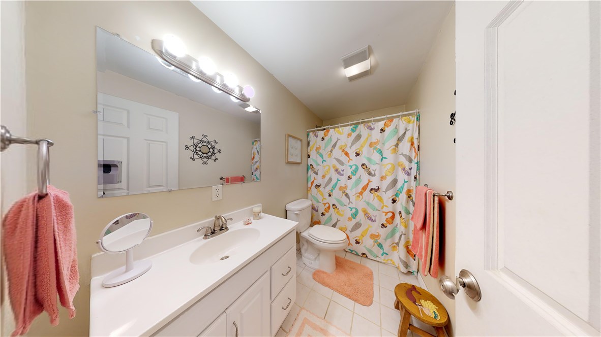 23 Doire Road Cumberland, RI 02864 - Photo 26 of 38