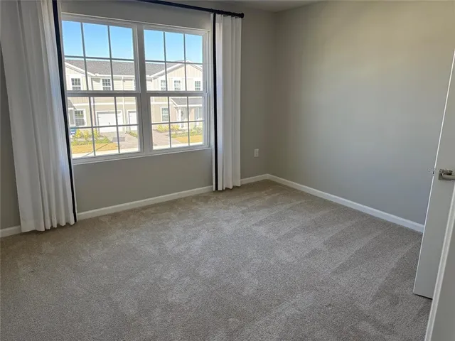 $2,100 | 1200 Port Blue Way, Lady Lake, FL 32159