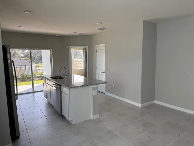 $2,100 | 1200 Port Blue Way, Lady Lake, FL 32159