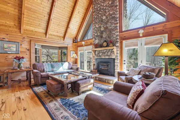 $795,000 | 2901 North Pierce Drive, Solsberry, IN 47459