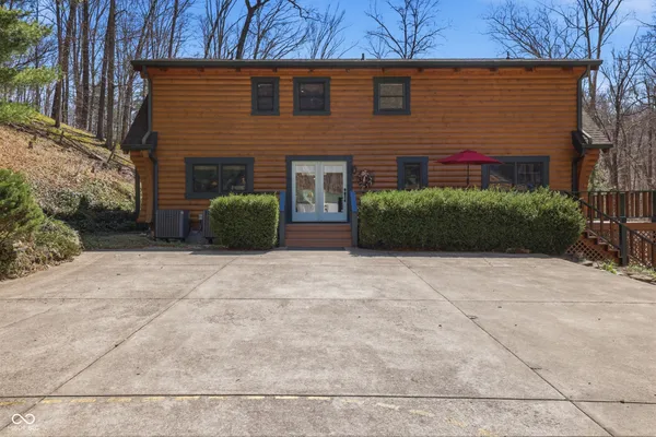 $795,000 | 2901 North Pierce Drive, Solsberry, IN 47459