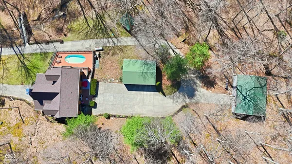 $795,000 | 2901 North Pierce Drive, Solsberry, IN 47459