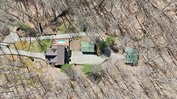 $795,000 | 2901 North Pierce Drive, Solsberry, IN 47459