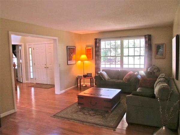 285 Bay Road Belchertown, MA 01007 - Photo 10 of 22 Gallery Image 10