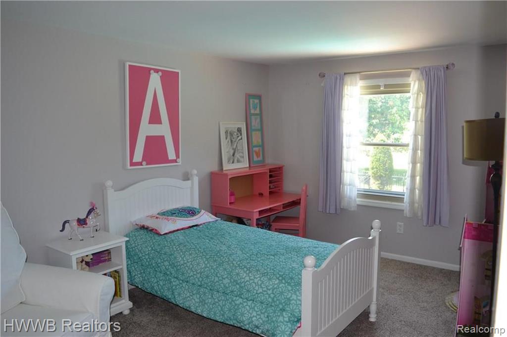 1950 Kilburn Road West Rochester Hills, MI 48306 - Photo 33 of 45