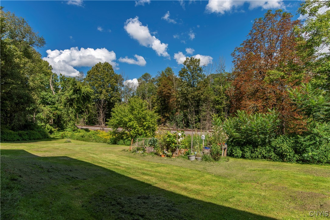 9571 Summit Road Paris, NY 13318 - Photo 13 of 50