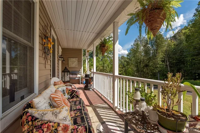 $285,000 | 9571 Summit Road, Paris, NY 13318