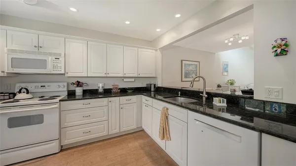 $2,500 | 1611 Clower Creek Drive, Unit HA237, Sarasota, FL 34231