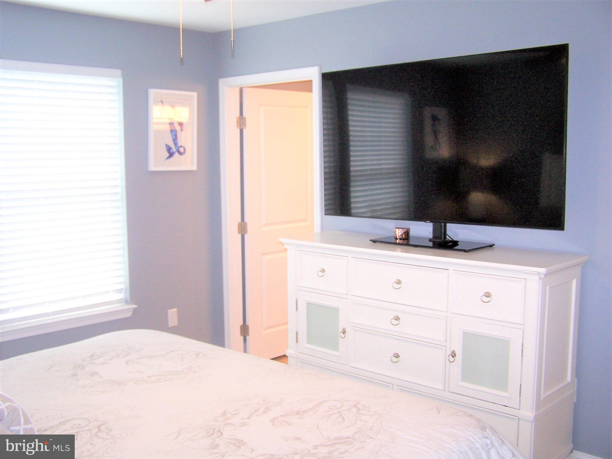 199 Clamshell Road Ocean City, MD 21842 - Photo 25 of 65 Master Bedroom