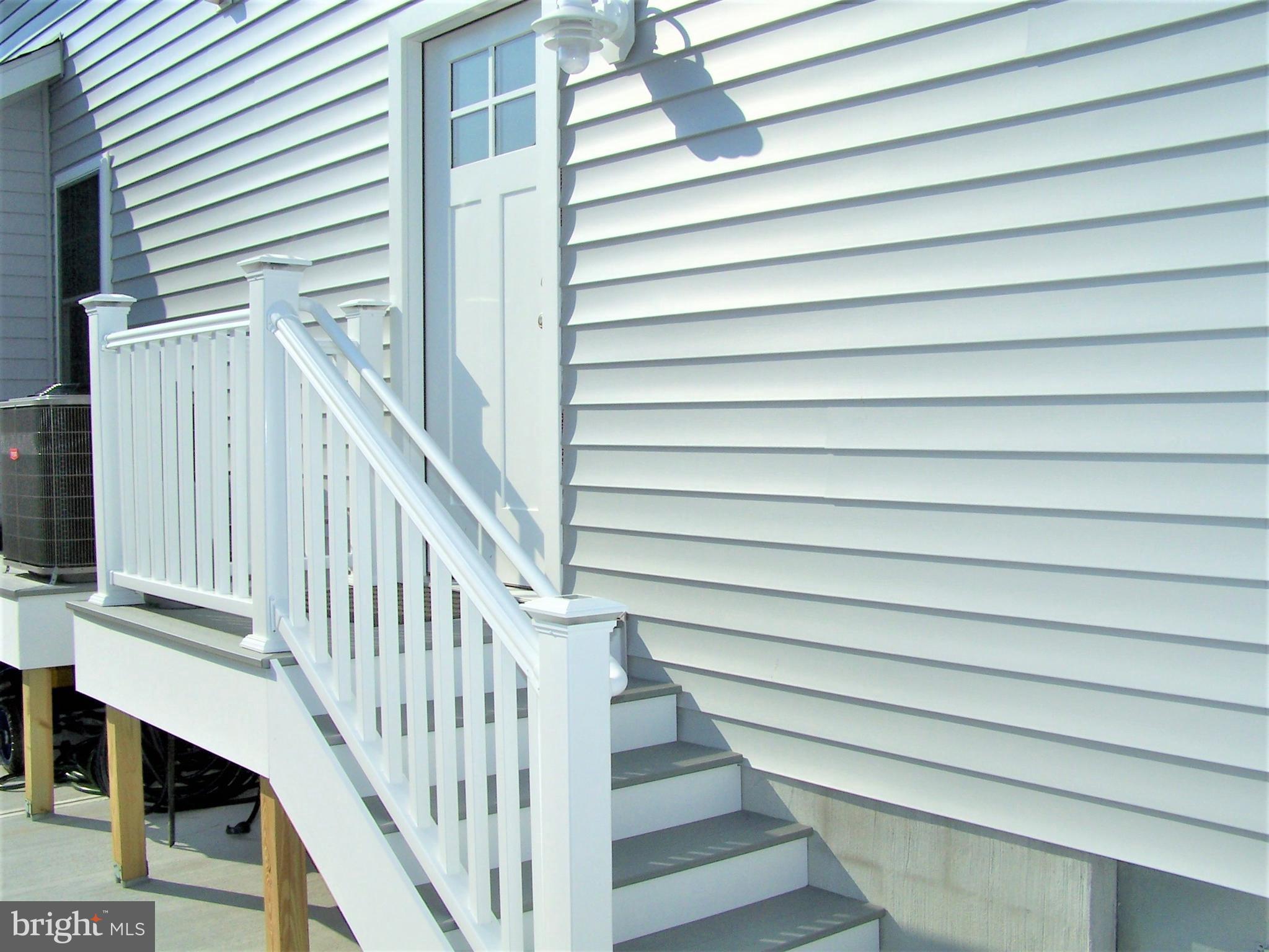 199 Clamshell Road Ocean City, MD 21842 - Photo 7 of 65 Second Entry Stairs