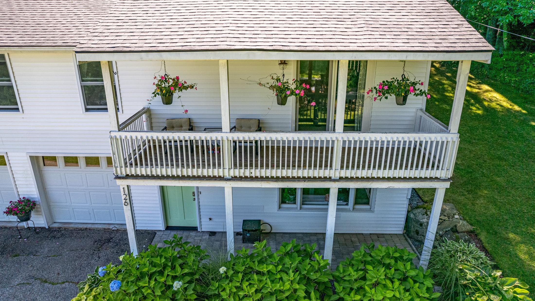 126 Stratham Heights Road Stratham, NH 03885 - Photo 2 of 33