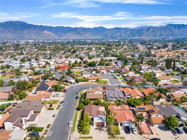 $765,000 | 297 West Kirkwall Road, Azusa, CA 91702