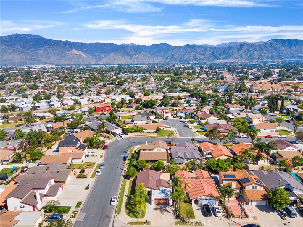 297 West Kirkwall Road Azusa, CA 91702 - Photo 17 of 18