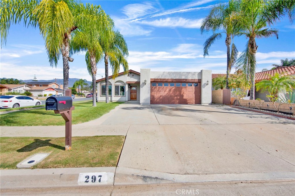 297 West Kirkwall Road Azusa, CA 91702 - Photo 2 of 18