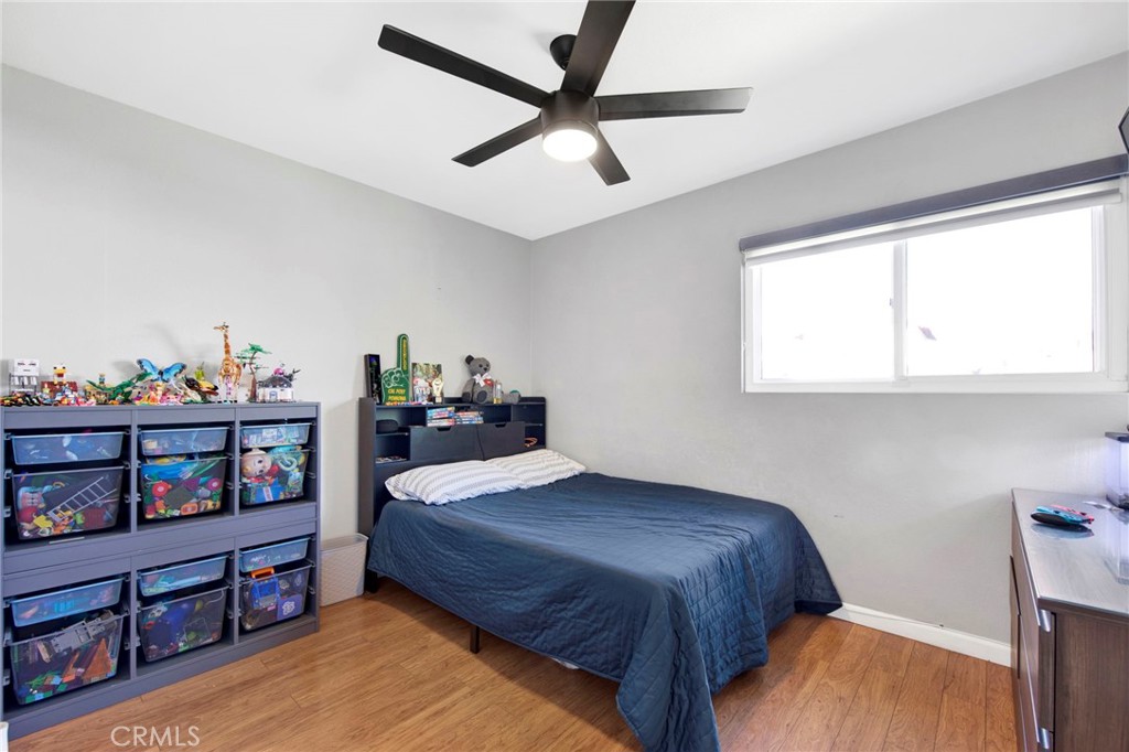 297 West Kirkwall Road Azusa, CA 91702 - Photo 6 of 18