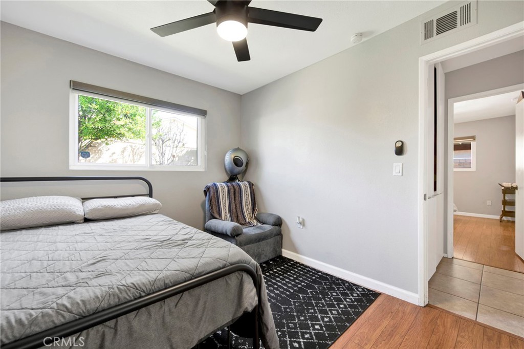 297 West Kirkwall Road Azusa, CA 91702 - Photo 10 of 18