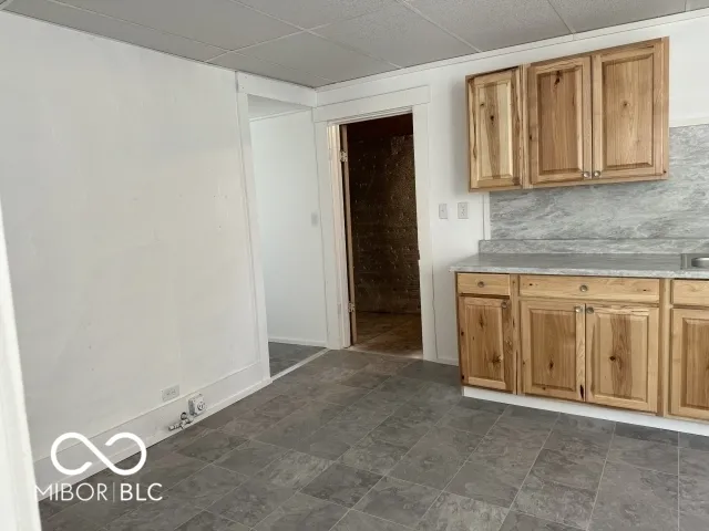 $96,900 | 408 West Kickapoo Street, Hartford City, IN 47348