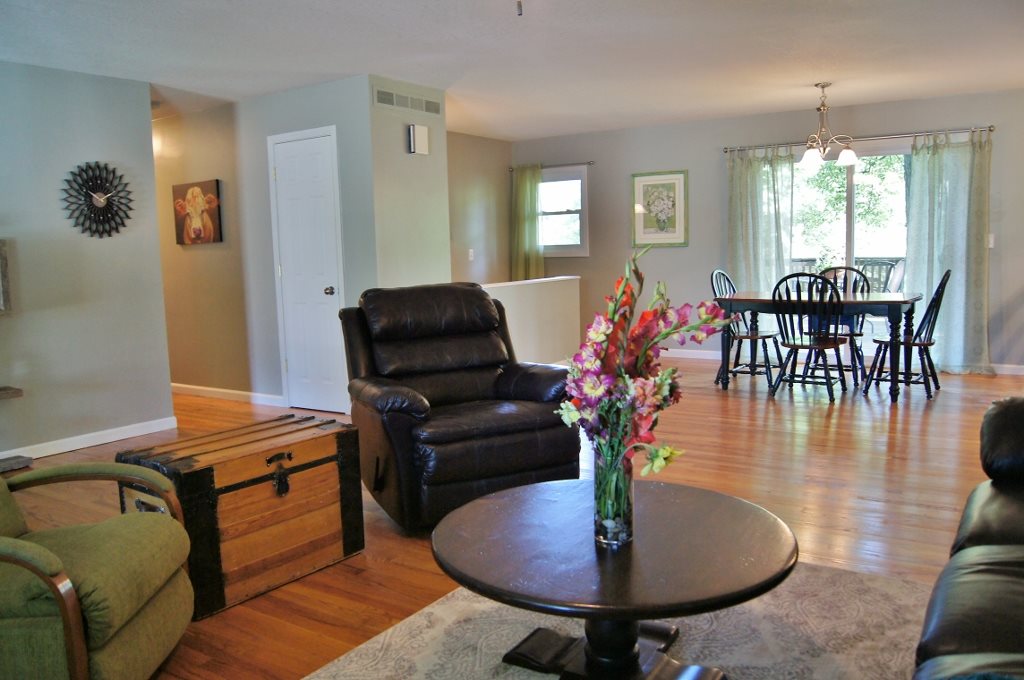 1427 Wooster Road Winona Lake, IN 46590 - Photo 3 of 28 Gallery Image 3