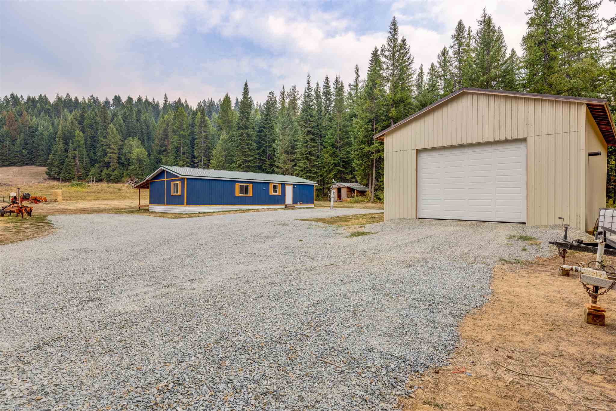 472 Doe Mdw Road Newport, WA 99156 - Photo 1 of 25 Gallery Image 1