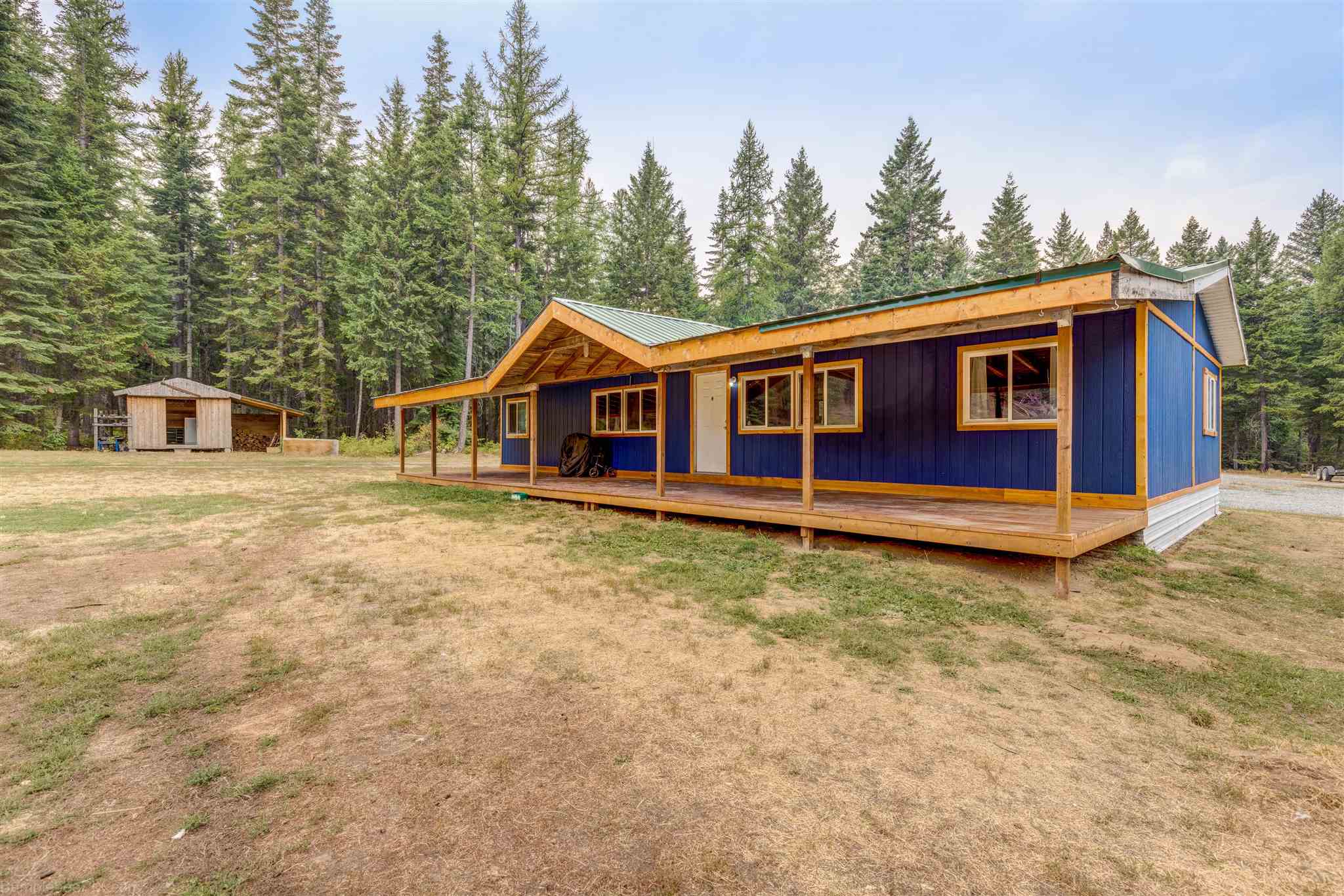 472 Doe Mdw Road Newport, WA 99156 - Photo 2 of 25 Gallery Image 2