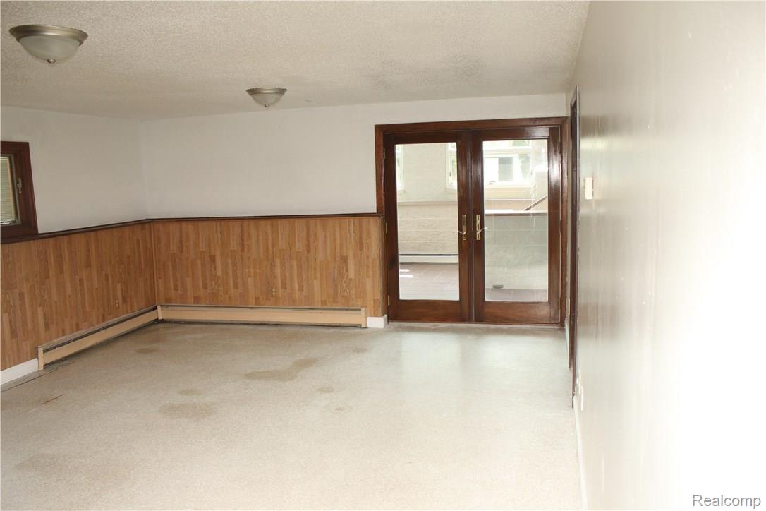 9255 Rucker Road Grosse Ile, MI 48138 - Photo 17 of 57 IMG_9624.JPG