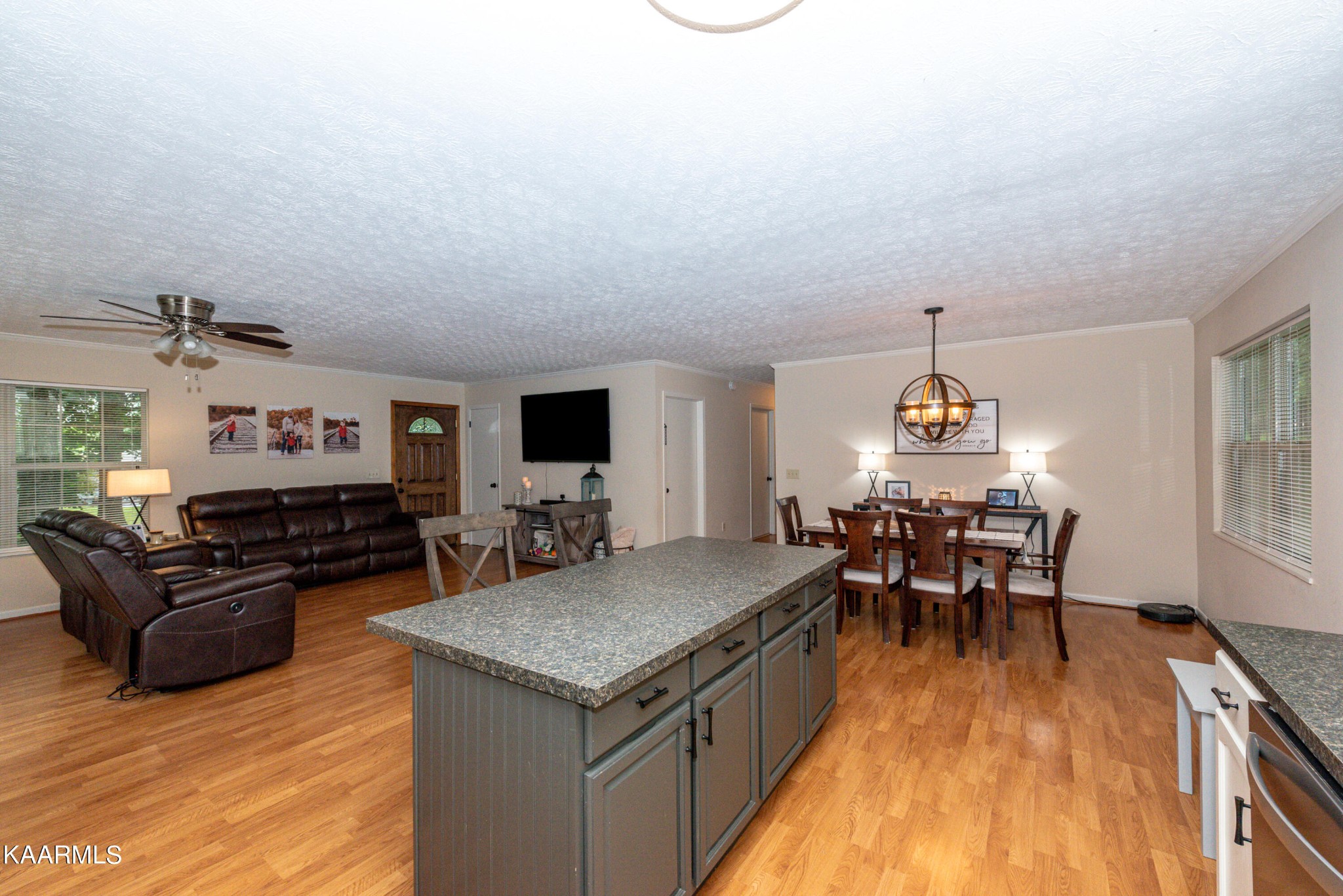 125 Lakeview Estates Road Vonore, TN 37885 - Photo 19 of 46 a view of a dining room with furniture