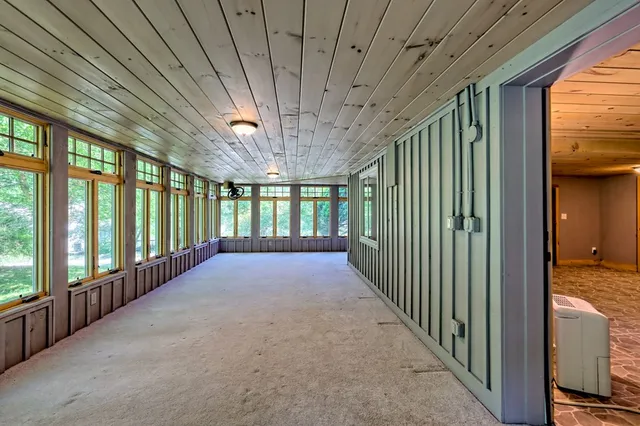 a view of an entryway