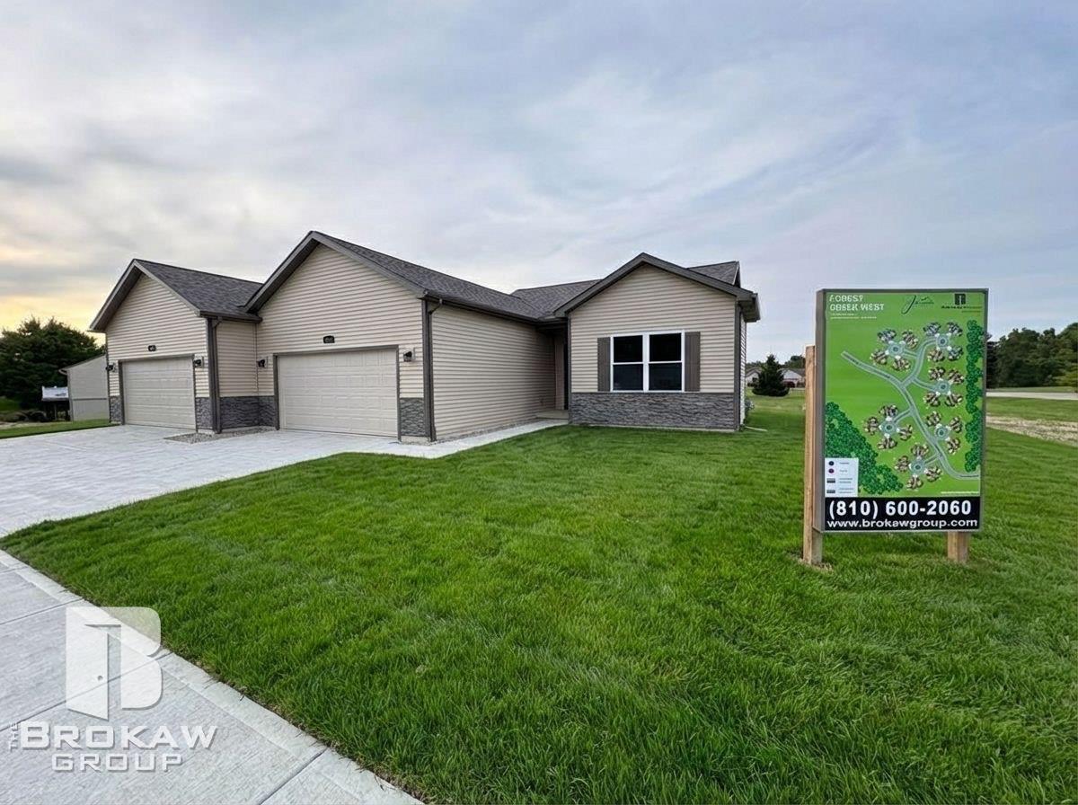 3369 Meadow Ridge Court Davison, MI 48423 - Photo 4 of 43 Gallery Image 4