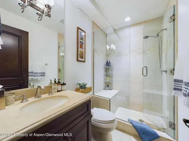 $100,000 | 910 East Cooper Avenue, Aspen, CO 81611